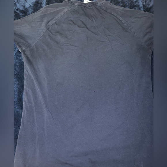 Gymshark Sz Med men’s Short sleeve - Picture 4 of 4